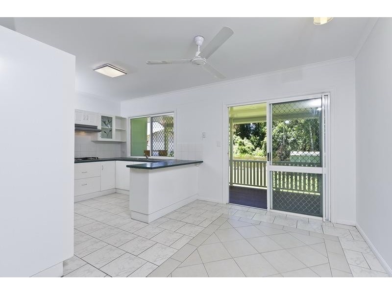 38 Callum Street, Mooroobool QLD 4870