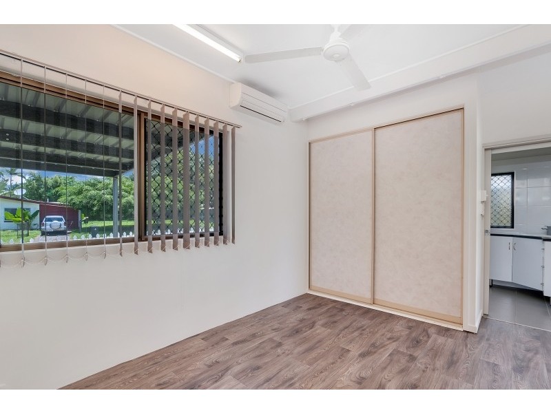 2 Serissa, Mooroobool QLD 4870