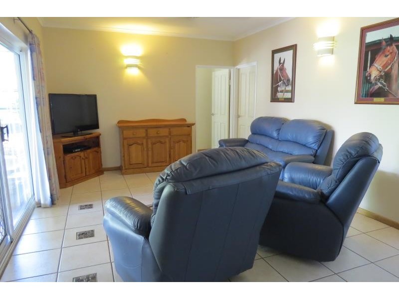 12 Castaways Close, Kewarra Beach QLD 4879
