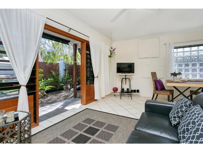 1/26-28 Oliva Street, Palm Cove QLD 4879