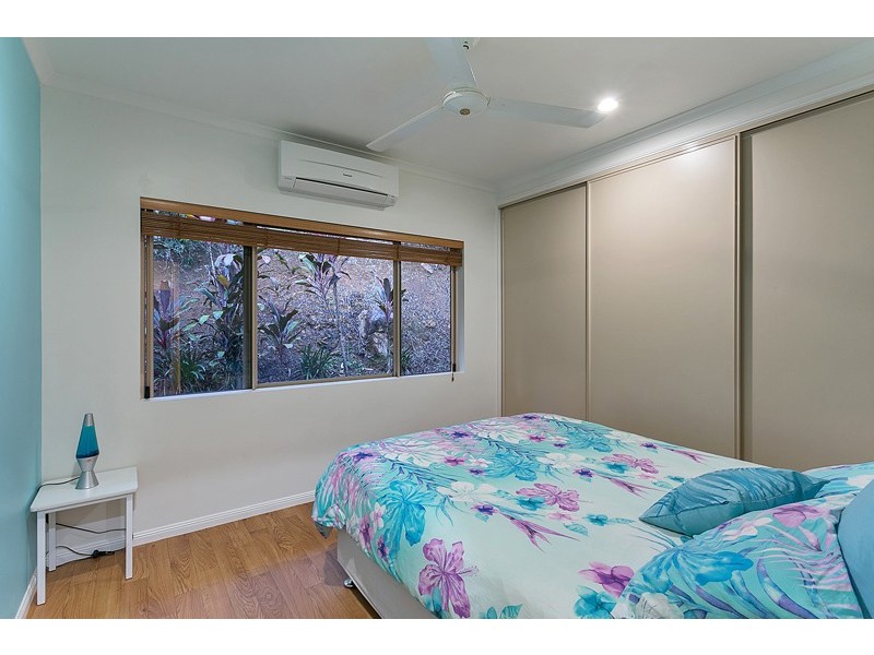 22 Eugenia Crescent, Redlynch QLD 4870
