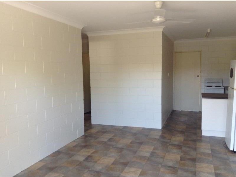 4/50 Alfred Street, Manunda QLD 4870