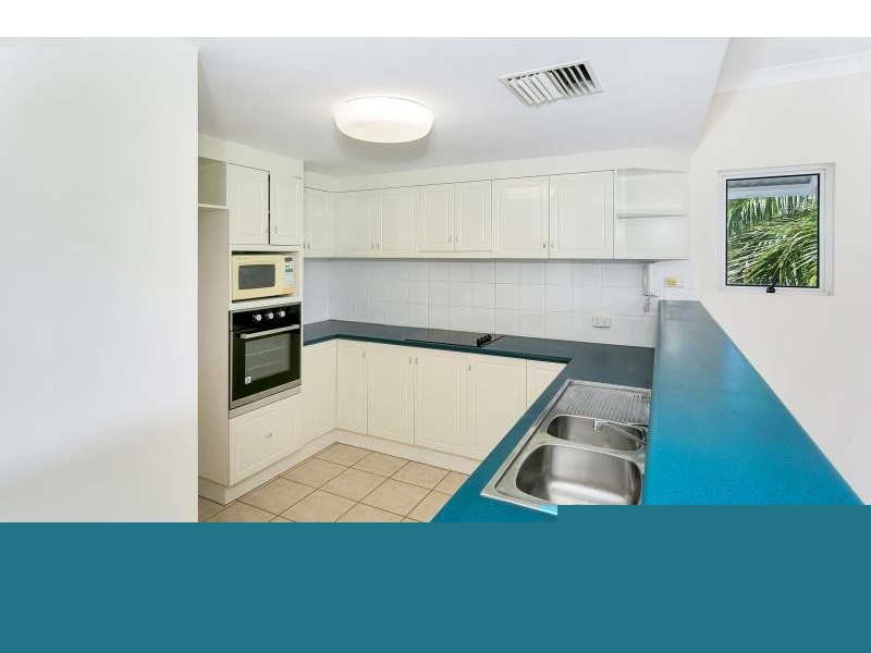 45/8-14 Munroe Terrace, Mooroobool QLD 4870