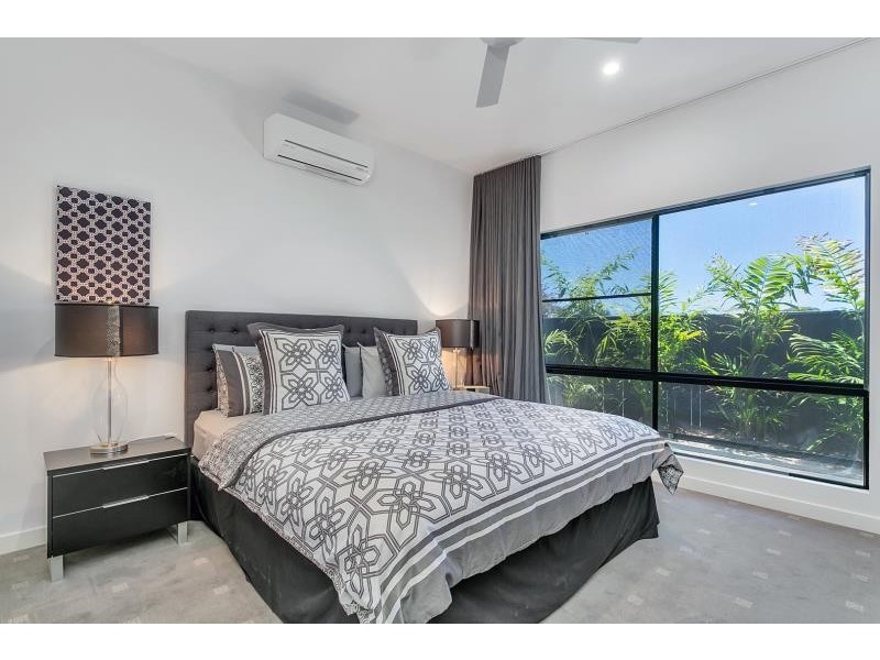 9 Hideaway Close, Palm Cove QLD 4879