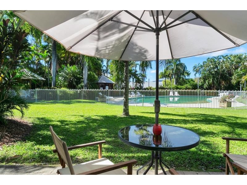 302/305-341 Coral Coast Drive, Palm Cove QLD 4879