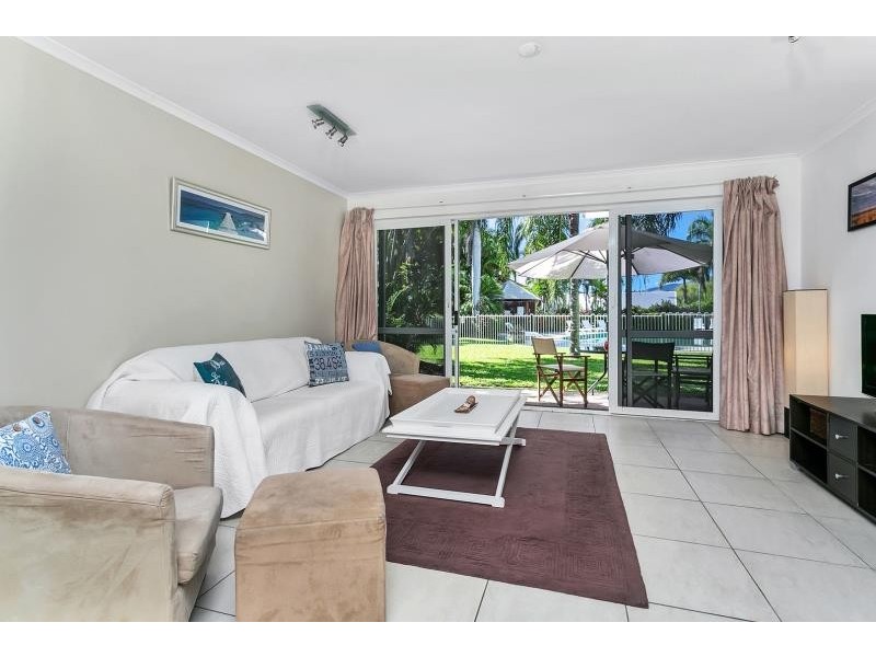 302/305-341 Coral Coast Drive, Palm Cove QLD 4879