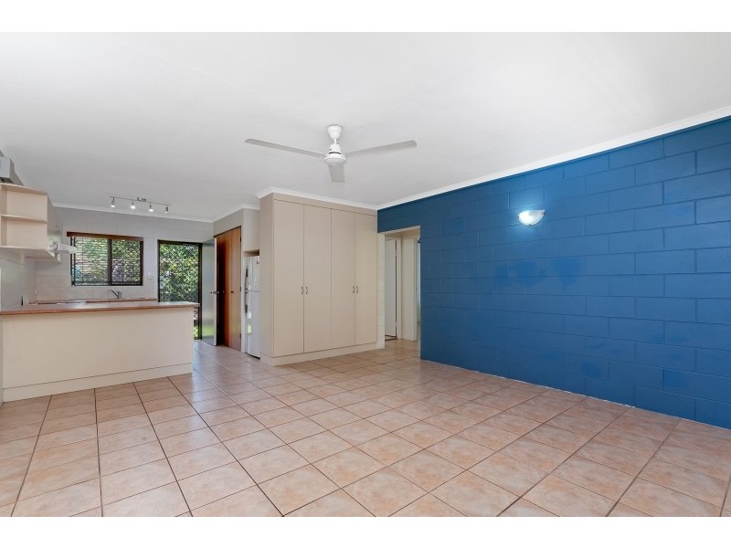 2/15-17 Earl St, Parramatta Park QLD 4870