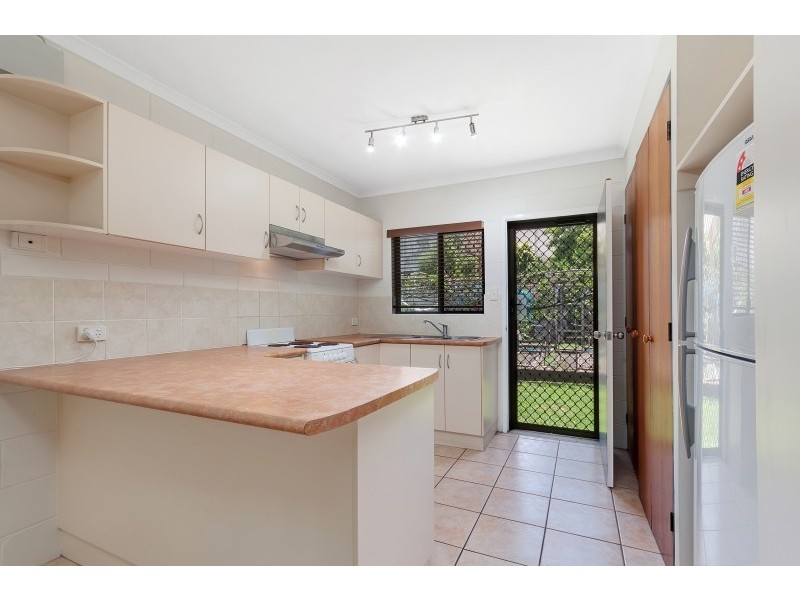 2/15-17 Earl St, Parramatta Park QLD 4870