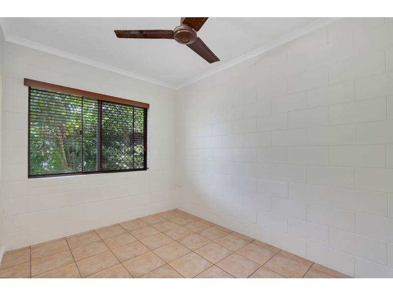 2/15-17 Earl St, Parramatta Park QLD 4870