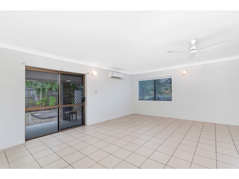 7 Prescott Street, Whitfield QLD 4870