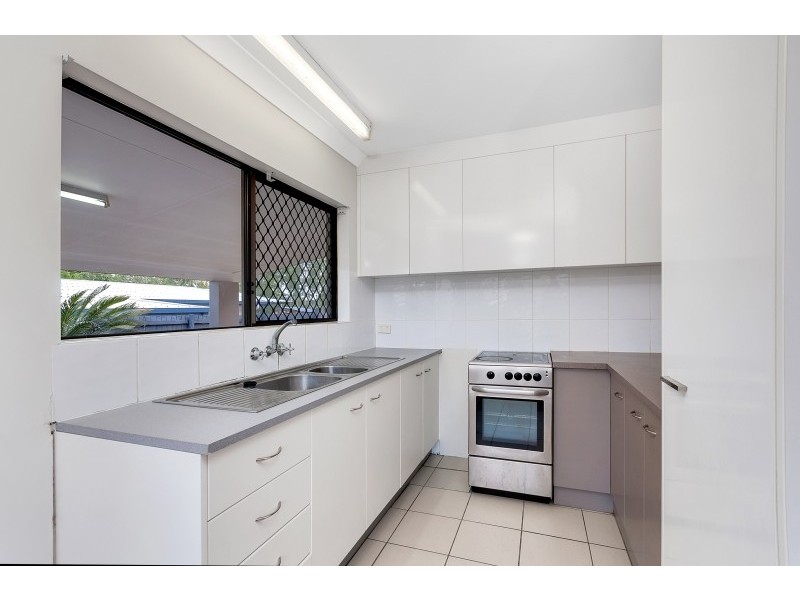 7 Prescott Street, Whitfield QLD 4870