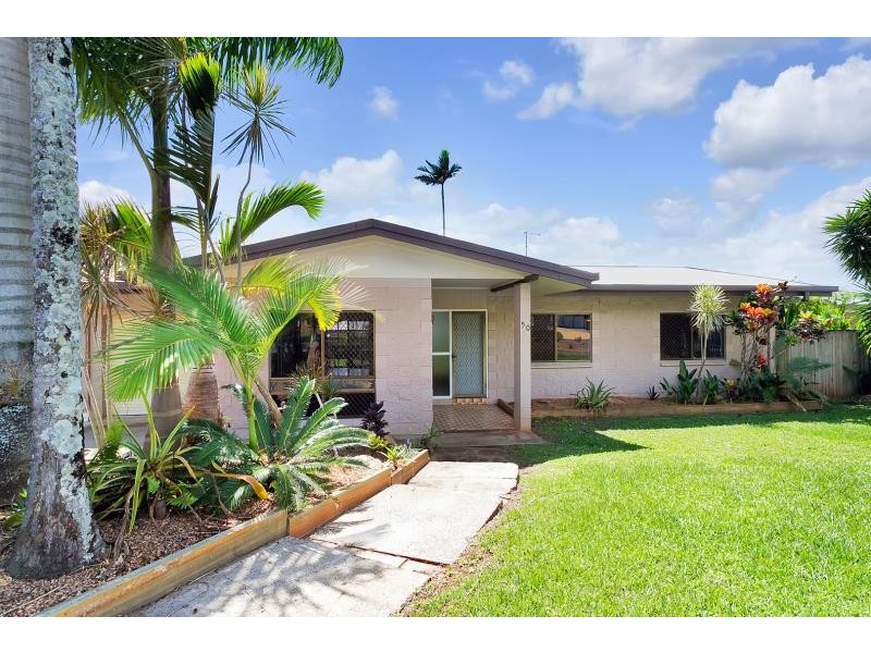 50 Carnation Drive, Mooroobool QLD 4870