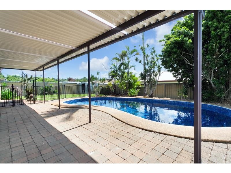 50 Carnation Drive, Mooroobool QLD 4870