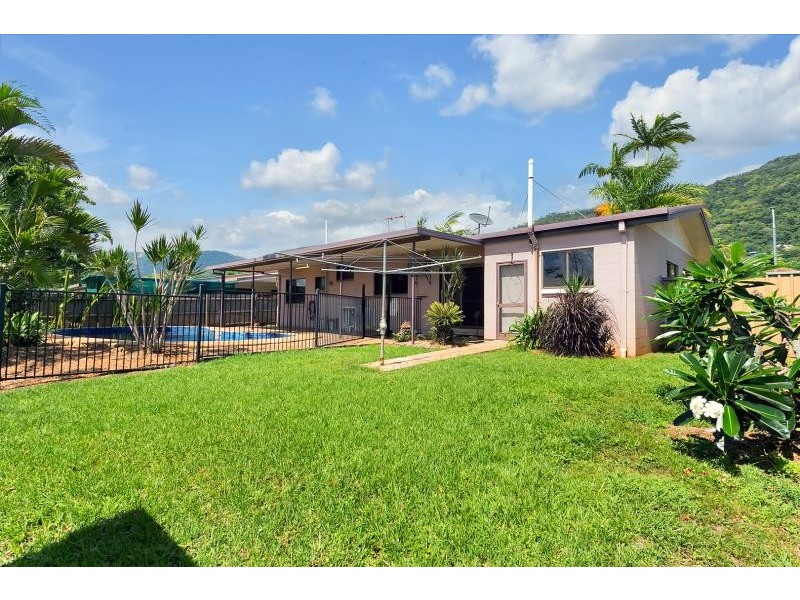 50 Carnation Drive, Mooroobool QLD 4870