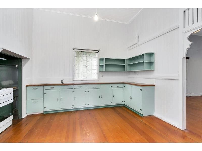 11 John Street, Cairns North QLD 4870