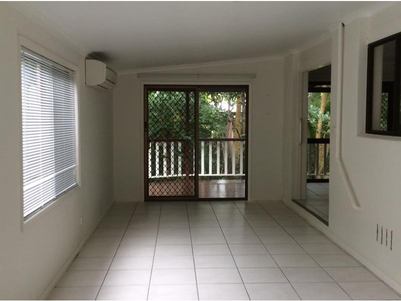 11/23 Heavey Crescent, Whitfield QLD 4870