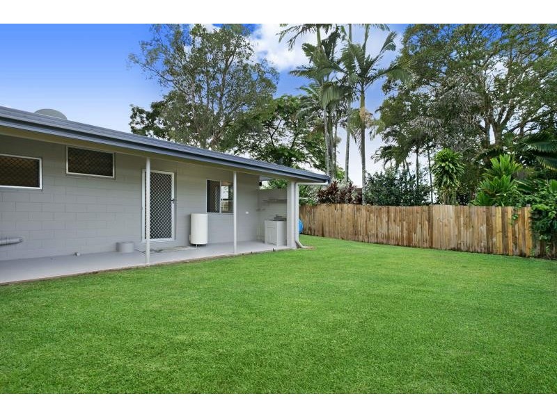 1/12 Jackson Close, Westcourt QLD 4870