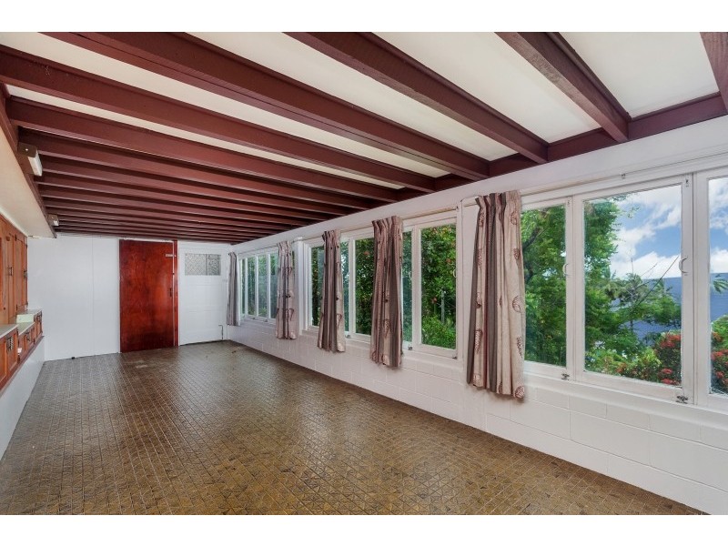 36 Moore Street, Trinity Beach QLD 4879
