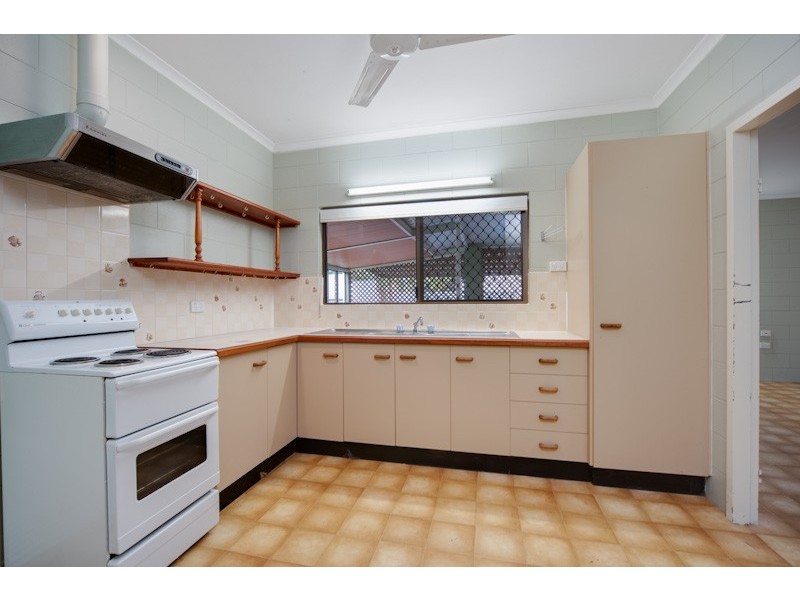 48 Adam Drive, Brinsmead QLD 4870