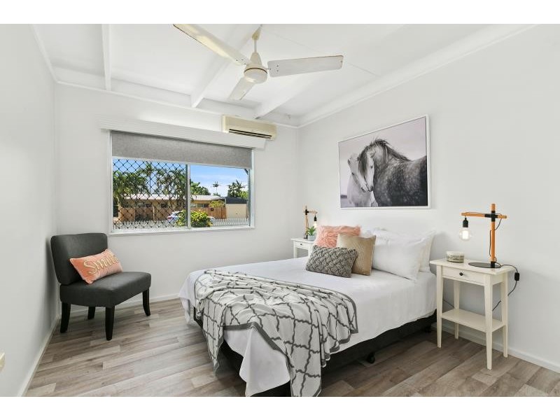 39 Sperring Street, Manunda QLD 4870