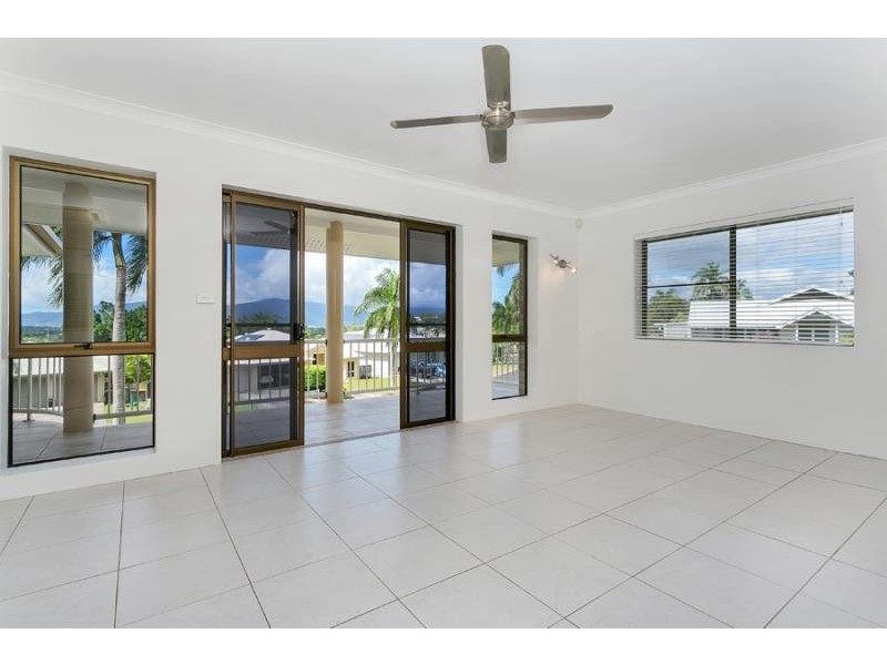 41 Southerden Drive, Mooroobool QLD 4870