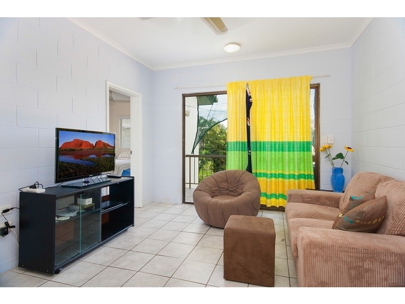 22/215 McLeod Street, Cairns North QLD 4870