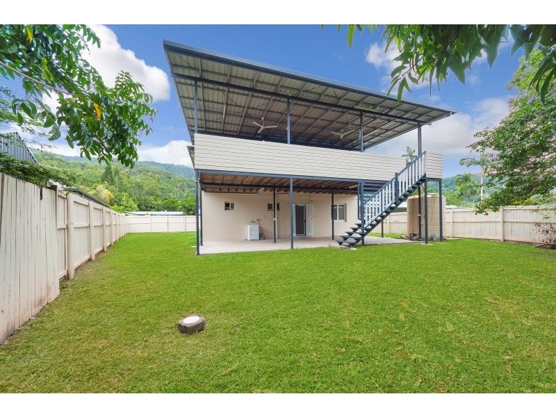 30 Cambrian Avenue, Smithfield QLD 4878
