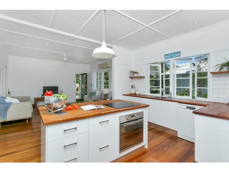 10 Downing Street, Earlville QLD 4870