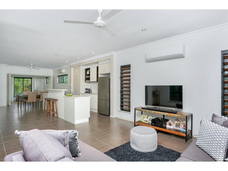 14 Seclusion Drive, Palm Cove QLD 4879