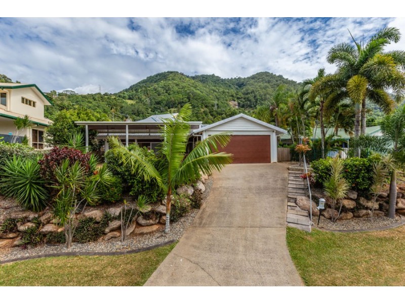 2 Tanganelli Close, Kanimbla QLD 4870