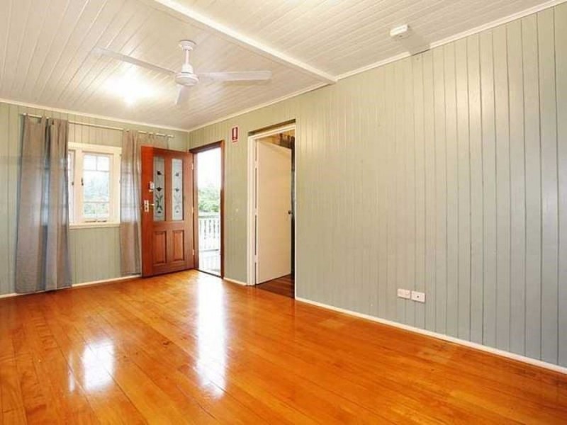 382 McLeod Street, Cairns North QLD 4870