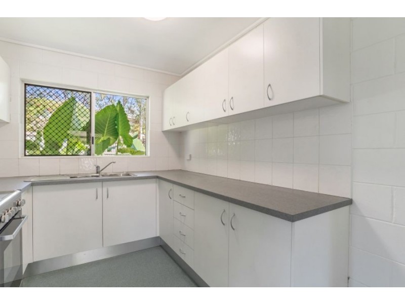 4 Avocado Close, Manoora QLD 4870