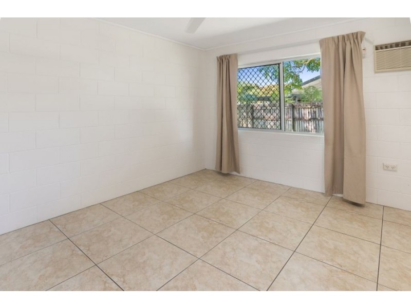 4 Avocado Close, Manoora QLD 4870