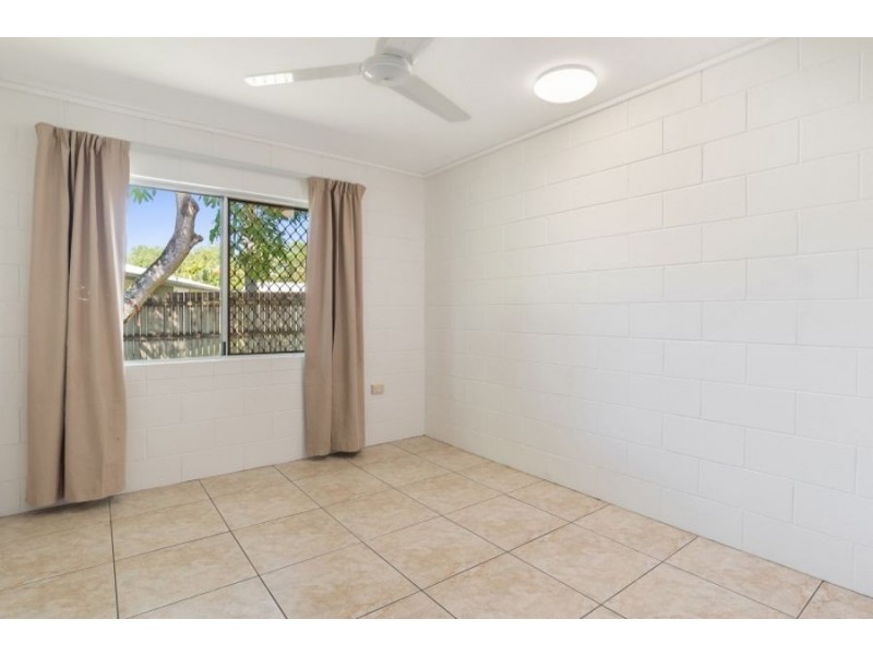4 Avocado Close, Manoora QLD 4870