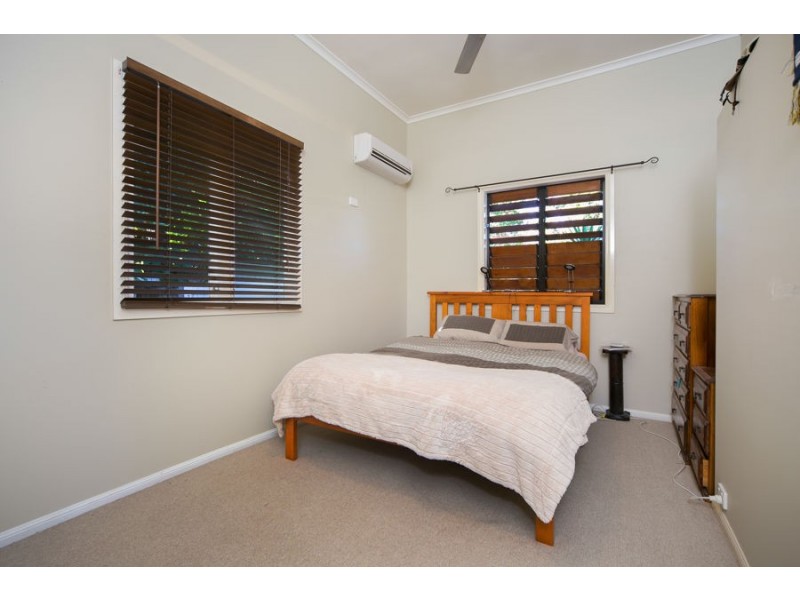 26 FOREST AVENUE, Edge Hill QLD 4870