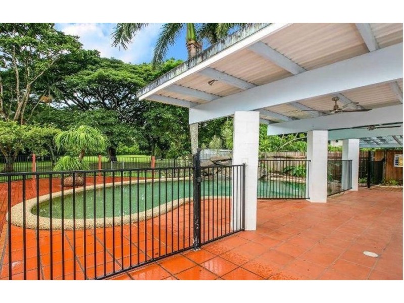239 McManus Street, Whitfield QLD 4870