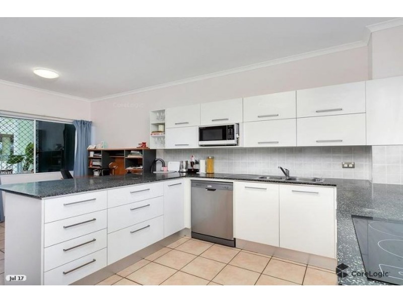 117/219-225 McLeod Street, Cairns North QLD 4870