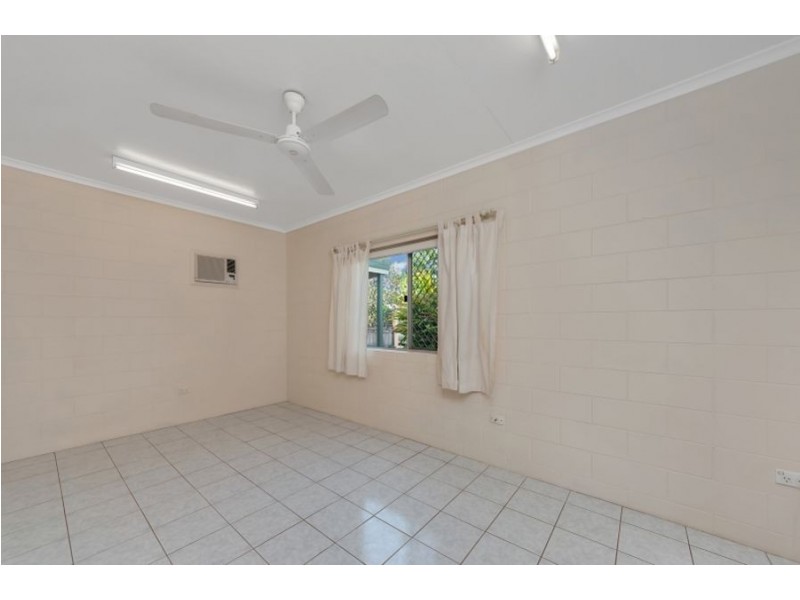 11 Cheviot Street, Smithfield QLD 4878