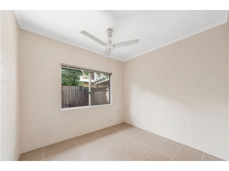 11 Cheviot Street, Smithfield QLD 4878