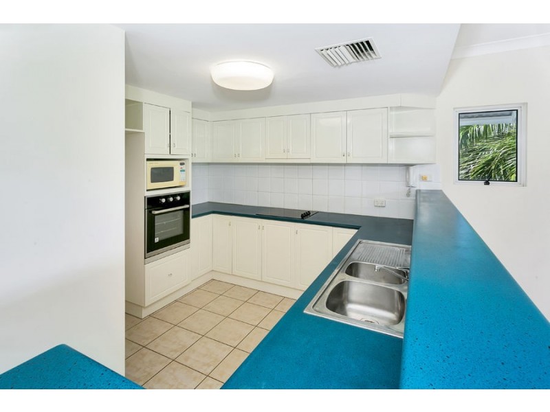 45/8-14 Munro Terrace, Mooroobool QLD 4870