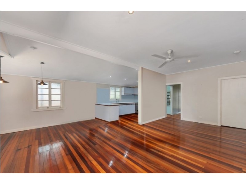 18 Dalton Street, Bungalow QLD 4870