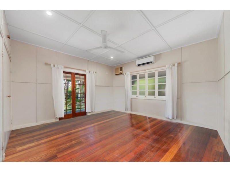 18 Dalton Street, Bungalow QLD 4870