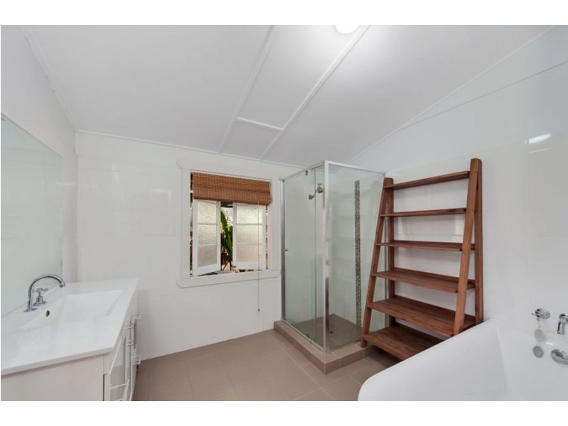 18 Dalton Street, Bungalow QLD 4870