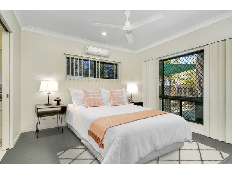 18 Moojeeba Way, Trinity Park QLD 4879