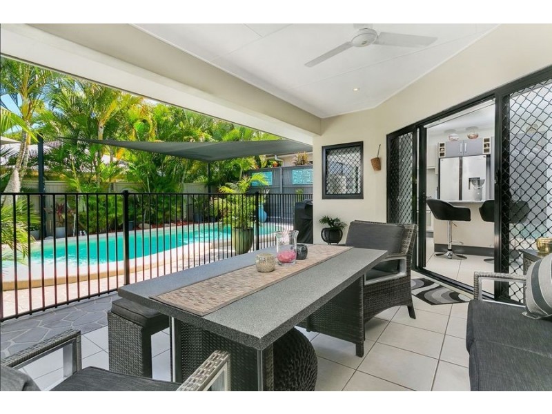 16 Seclusion Drive, Palm Cove QLD 4879