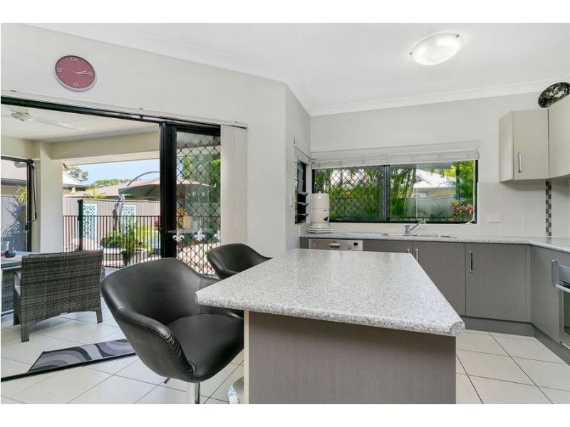 16 Seclusion Drive, Palm Cove QLD 4879