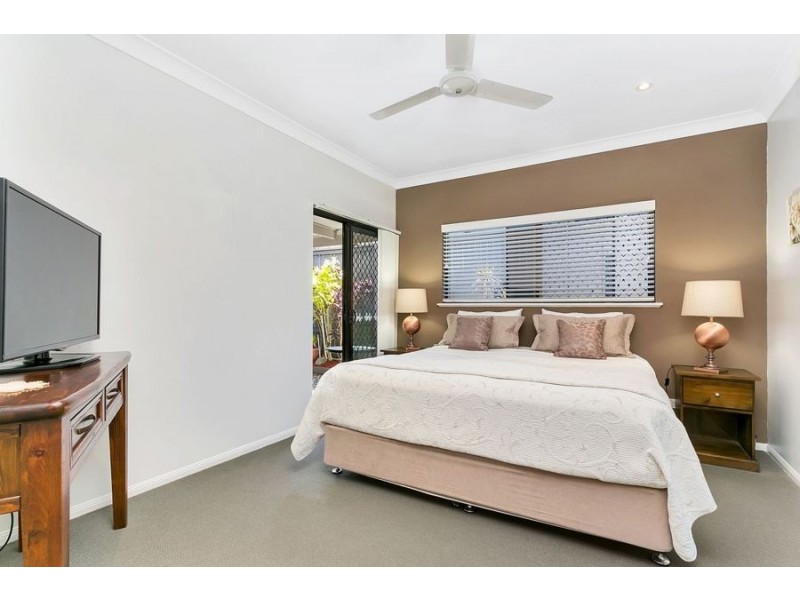 16 Seclusion Drive, Palm Cove QLD 4879