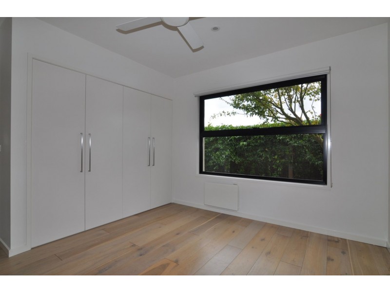 8 Le Souef Lane, Chelsea VIC 3196