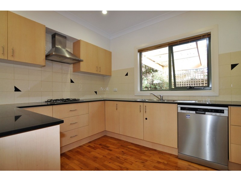 10 Curdies Street, Bentleigh East VIC 3165