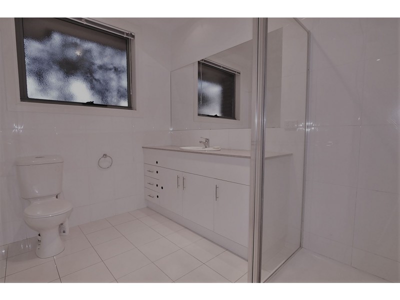 10 Curdies Street, Bentleigh East VIC 3165